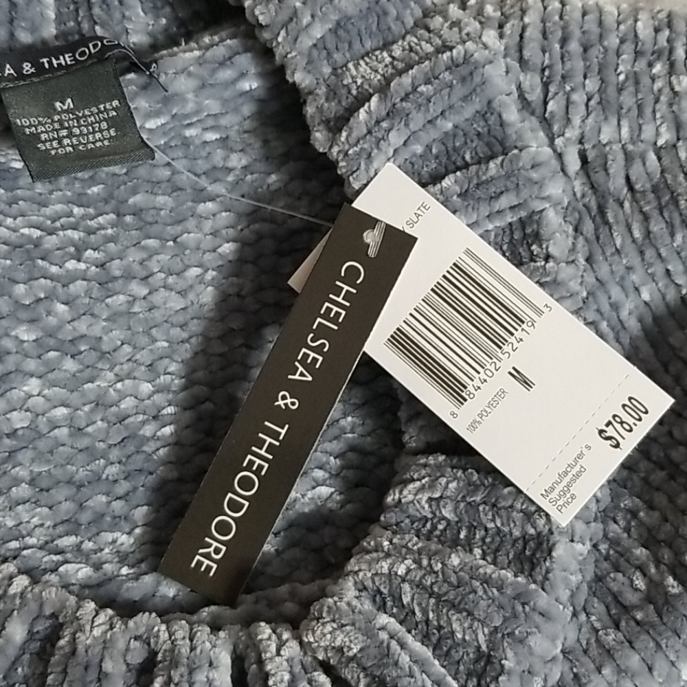 Sweater - Picture 3 of 3